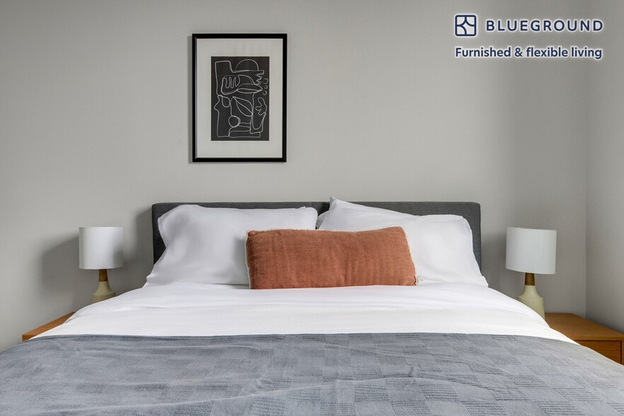 Building Photo - 161 Washington St