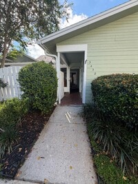 Building Photo - 3438 NW 104th Way