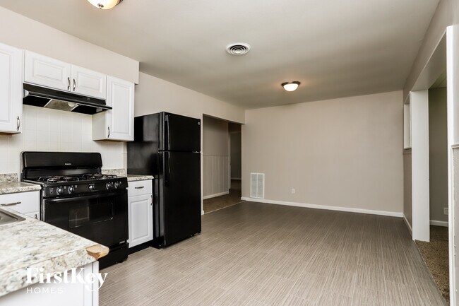 Building Photo - 1495 Mullanphy Ln