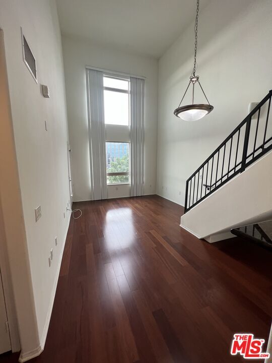 Building Photo - 100 S Alameda St