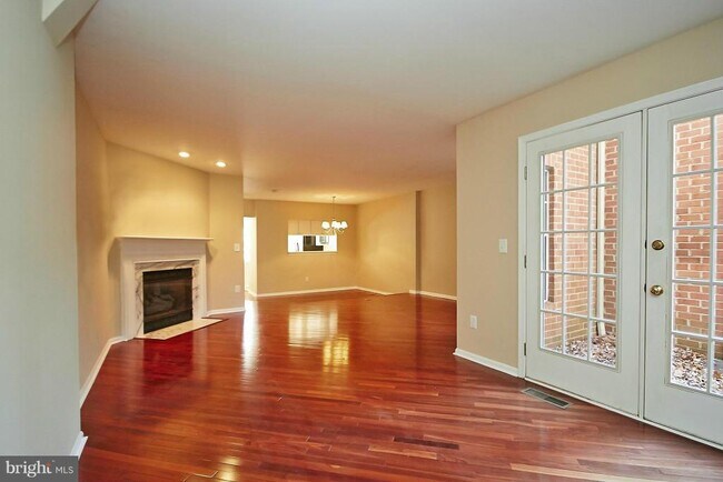 Building Photo - 1426 Park Garden Ln