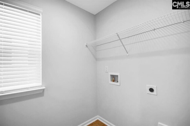 Building Photo - 917 Woodcreek Farms Rd