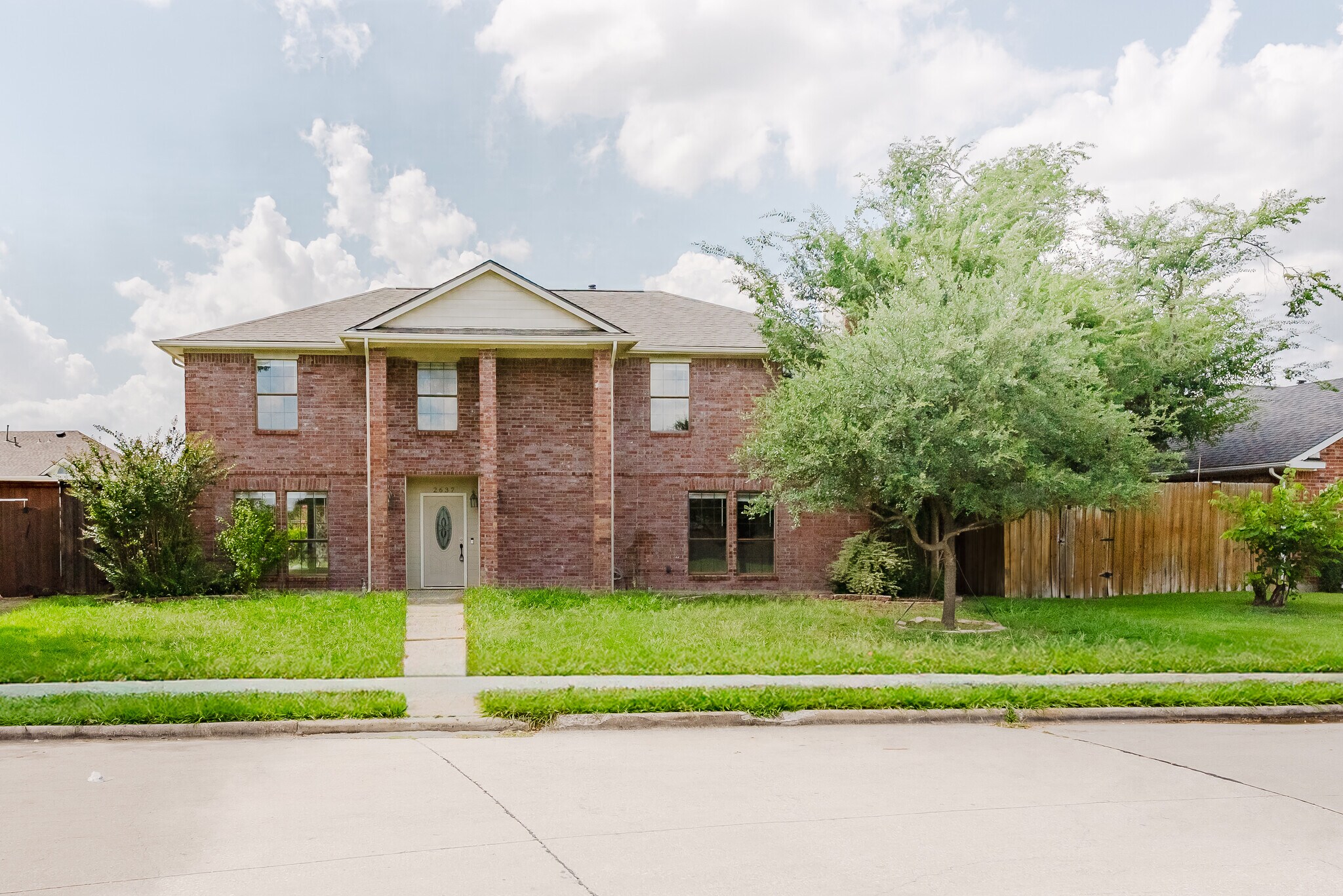 Building Photo - 2637 Austin Dr
