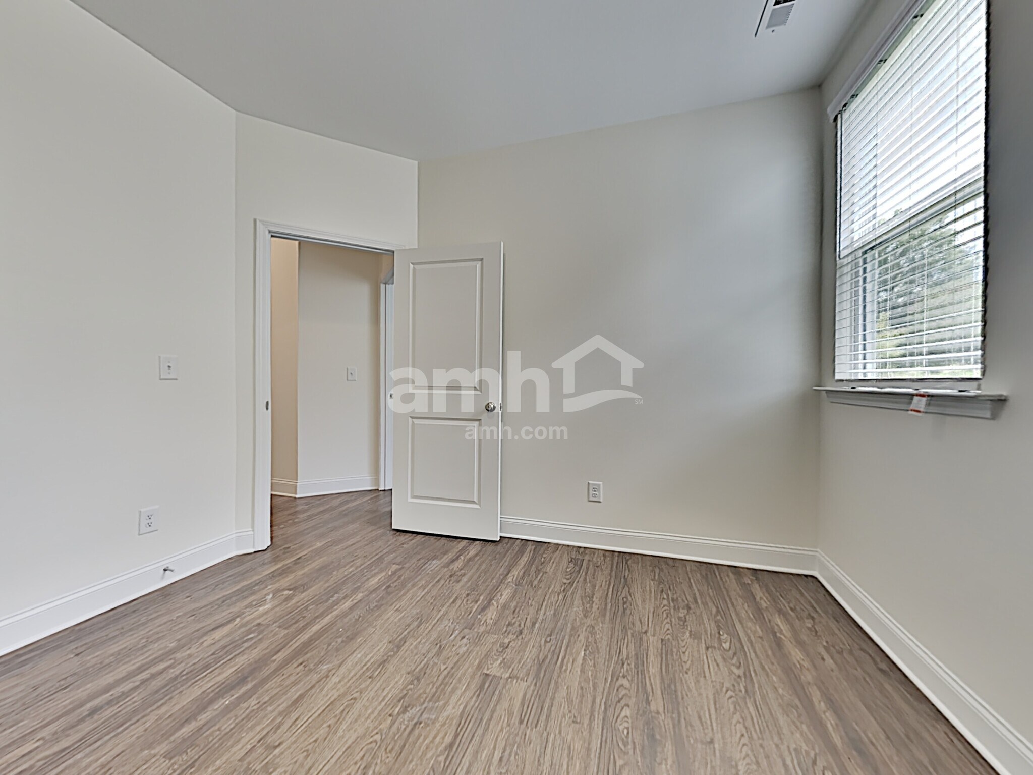 Building Photo - 109 Pullen Dr