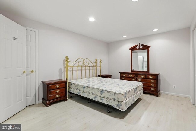 Building Photo - 2868 Pebble Beach Dr