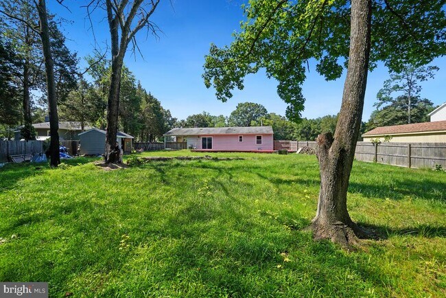 Building Photo - 407 Bryan Point Rd
