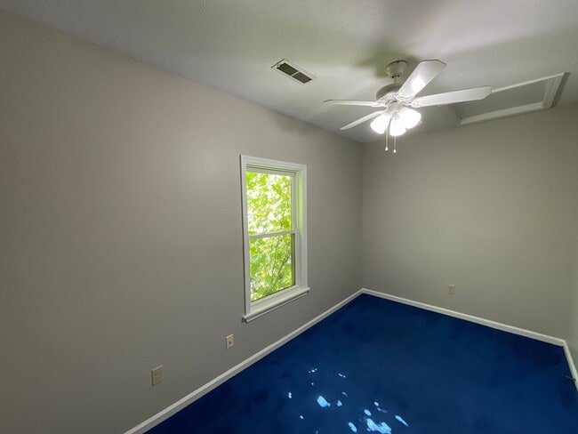 Building Photo - 3449 Erin Ave