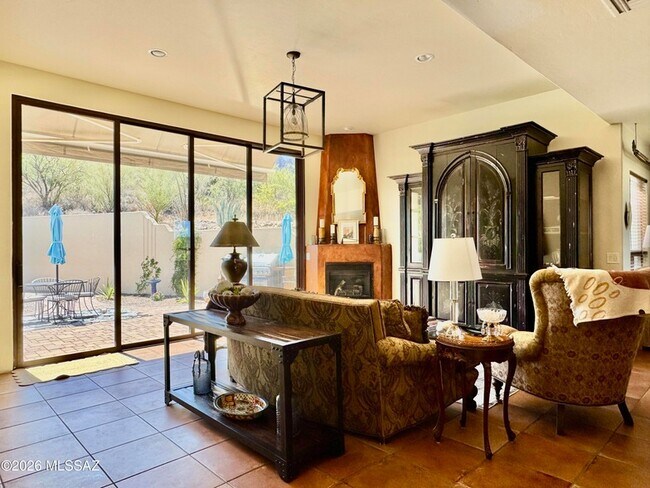 Building Photo - 10414 N Gold Canyon Pl