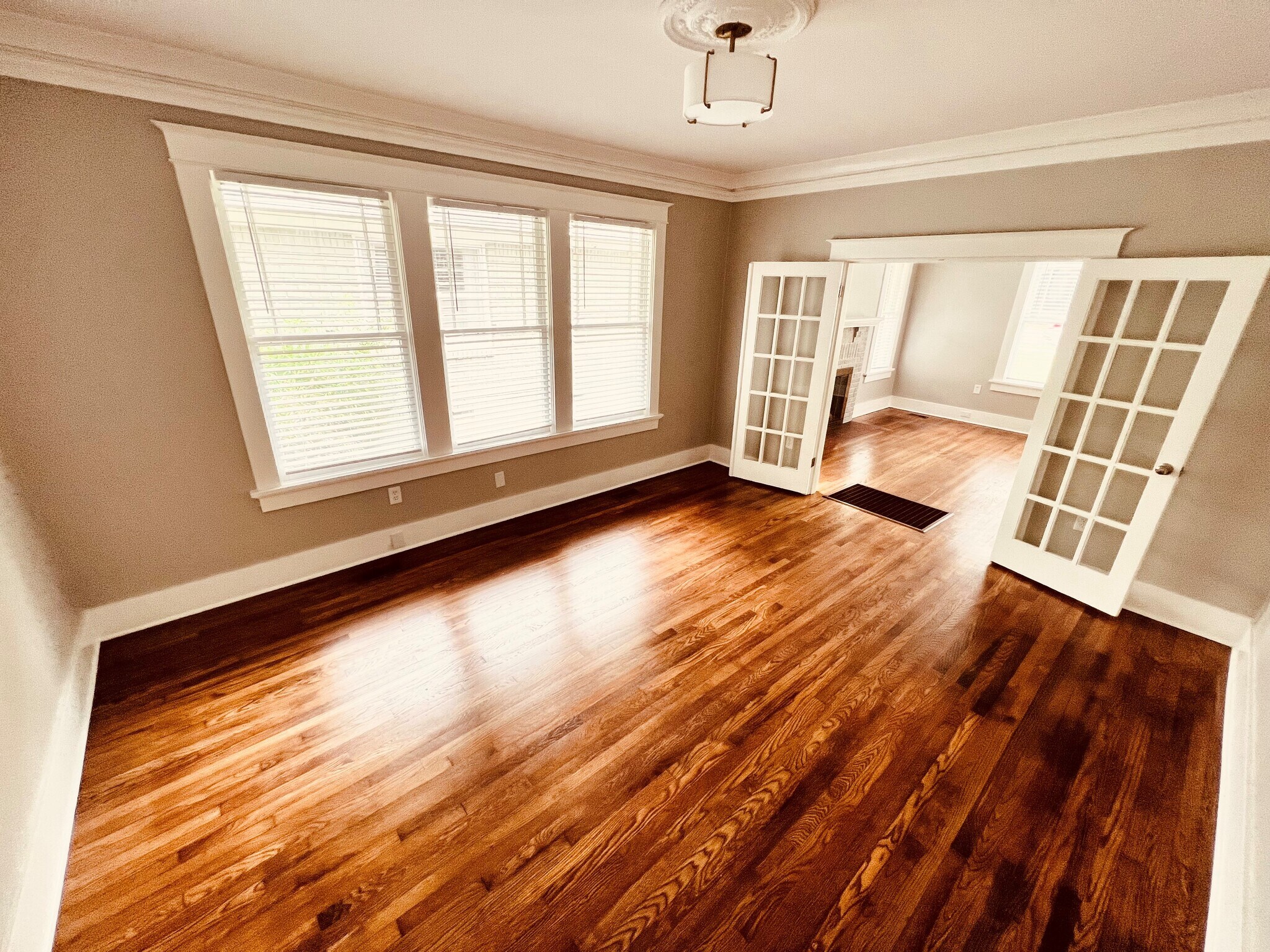 Dining Room - 485 S Reese St
