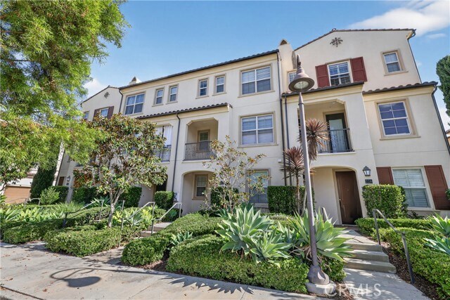 Building Photo - 228 Capricorn