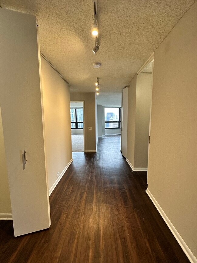 Building Photo - 155 N Harbor Dr