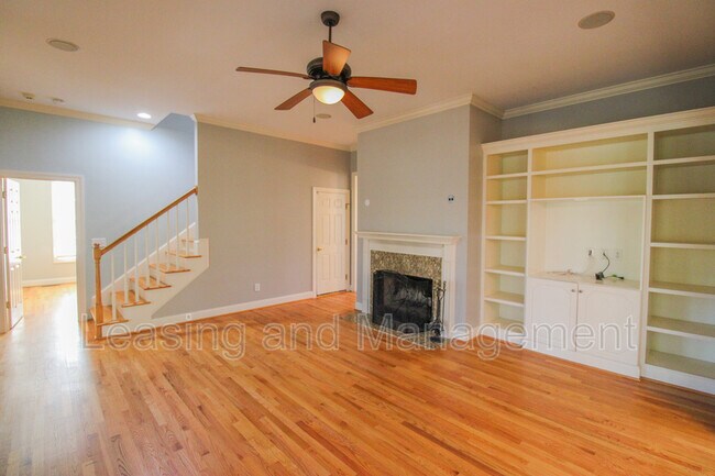 Building Photo - 1666 Back Creek Rd