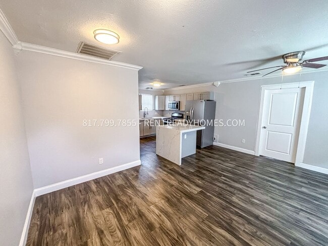 Building Photo - 6918 Overlook Dr