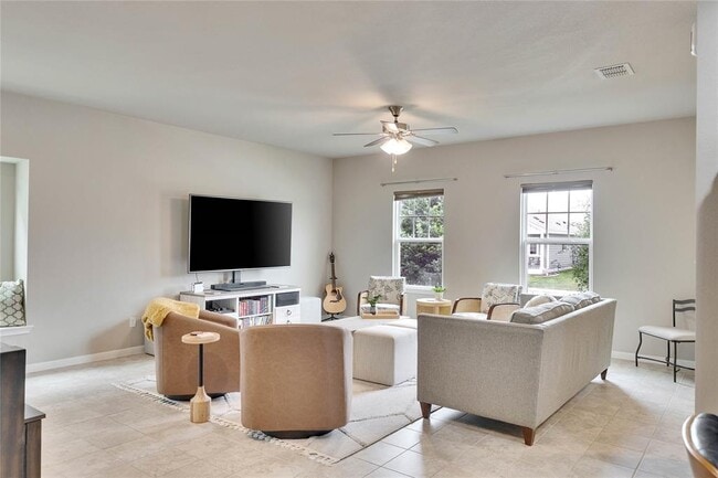 Building Photo - 106 Mossycup Dr