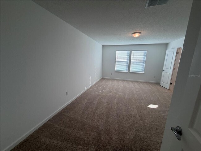 Building Photo - 33424 Binding Ties Ln