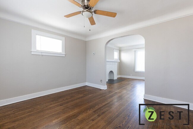 Building Photo - OPEN HOUSE 1/16! 3PM-3:30PM! BEAUTIFULLY REMODELED - 3-Bedroom 1-Bathroom 2-Car Garage