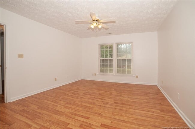 Building Photo - 6440 Brookshire St