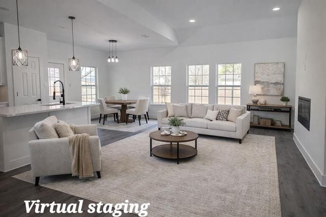 Building Photo - 1903 King St