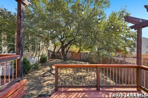 Building Photo - 707 Gold Beauty