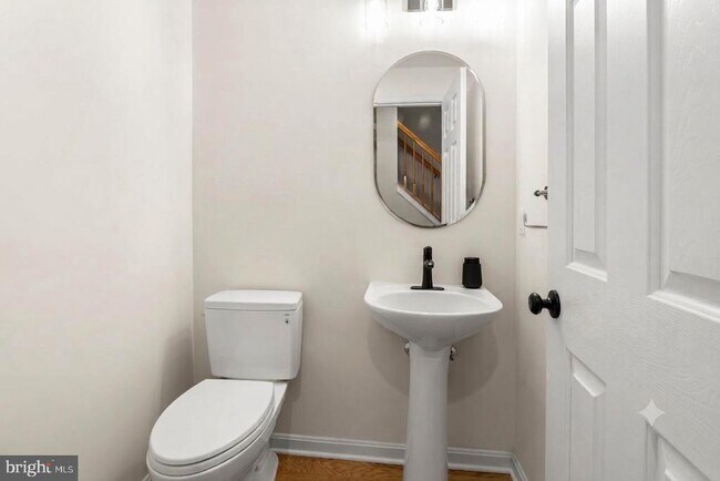 Building Photo - 1056 Pipistrelle Ct