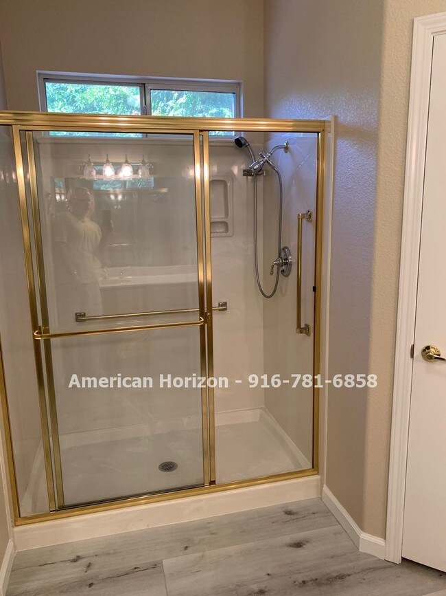 Building Photo - LEASED--Roseville Del Webb 2 bedroom plus den