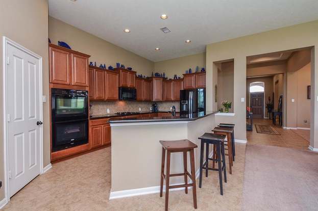 Building Photo - 2715 Farlow Ln