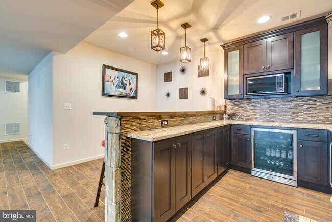 Building Photo - 23582 Prosperity Ridge Pl