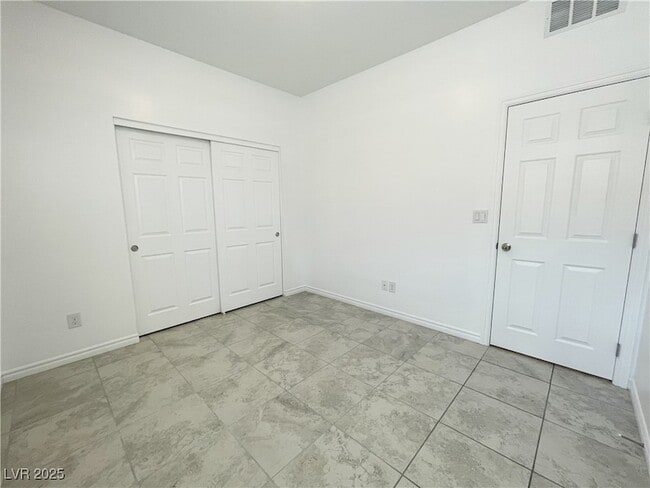 Building Photo - 3762 Neblina Dr