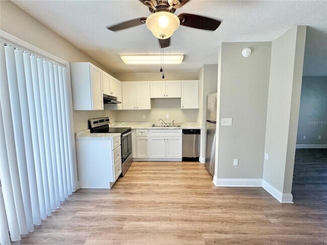 Building Photo - 1814 3rd St SE