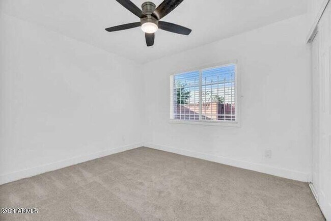 Building Photo - 1734 E Laguna Dr