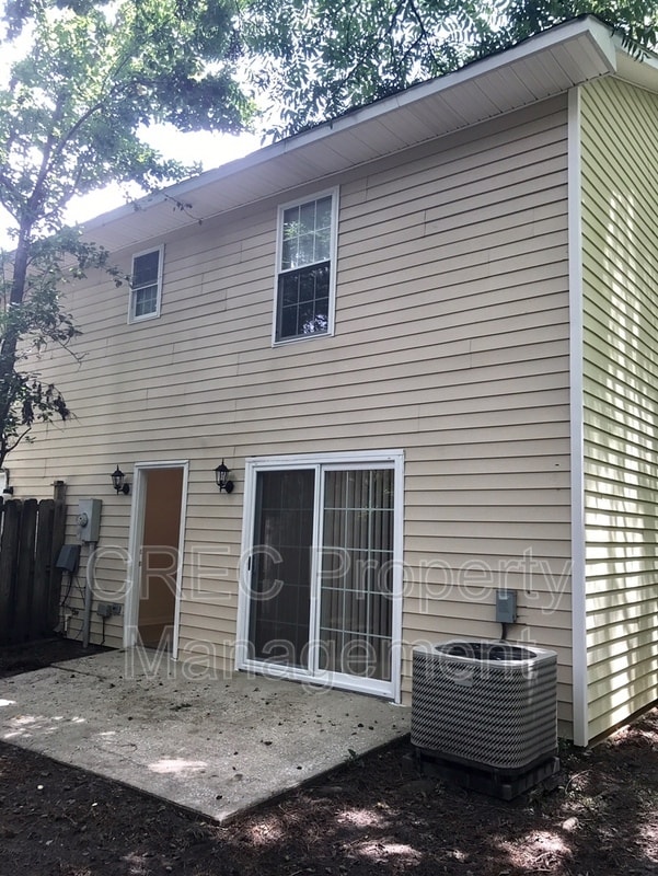 Building Photo - 205 Weber Rd