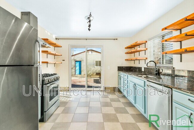 Building Photo - 1980 Willow St