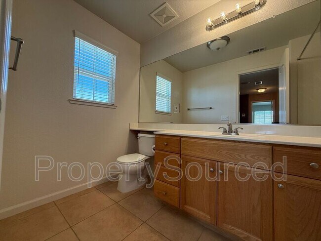 Building Photo - 1688 Gathering Ln