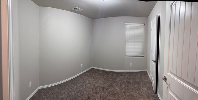 Building Photo - 7335 Horton Ranch Rd