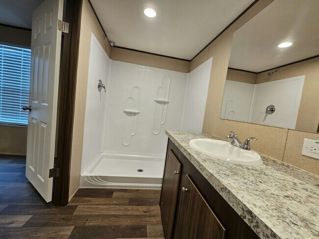 Building Photo - 1078 Myakka Dr