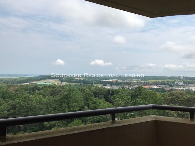 Building Photo - Loma Alta Towers #901, Daphne, AL by Southern