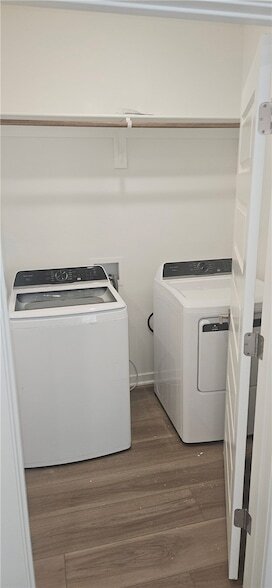 Building Photo - 1378 W Mt Comfort Rd