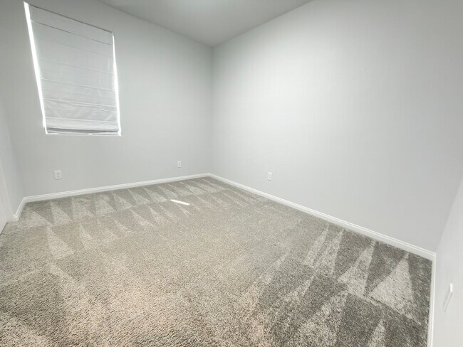 Building Photo - 3618 Tondela Ln
