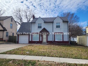 Building Photo - 7320 Charlotte-