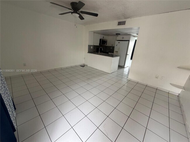 Building Photo - 2170 W 60th St