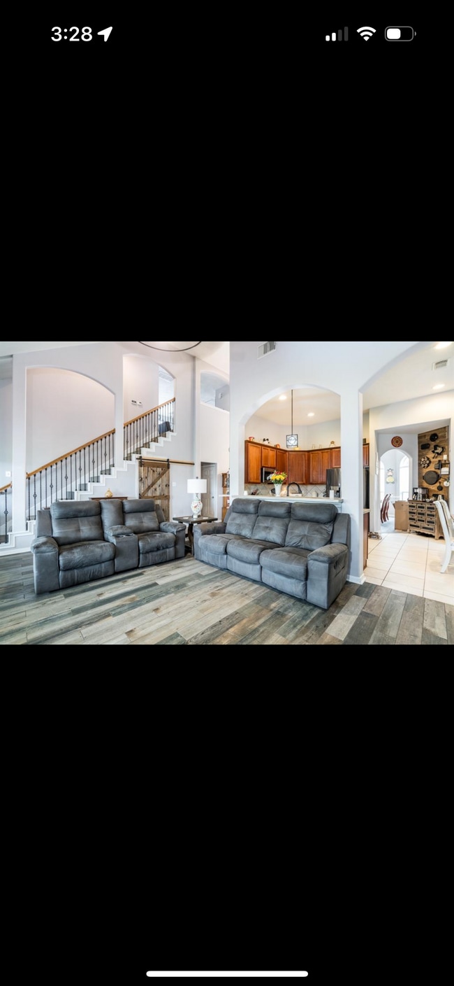 Building Photo - 20827 Rose Crossing Ln