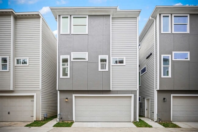 Building Photo - 6721 St Augustine St