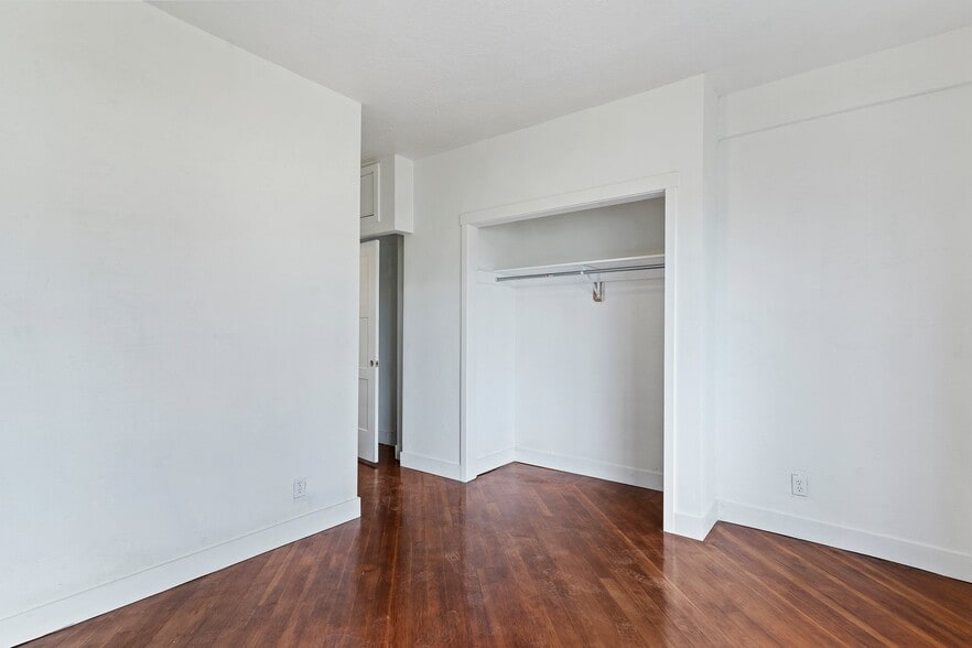 Building Photo - 678 N 100 E