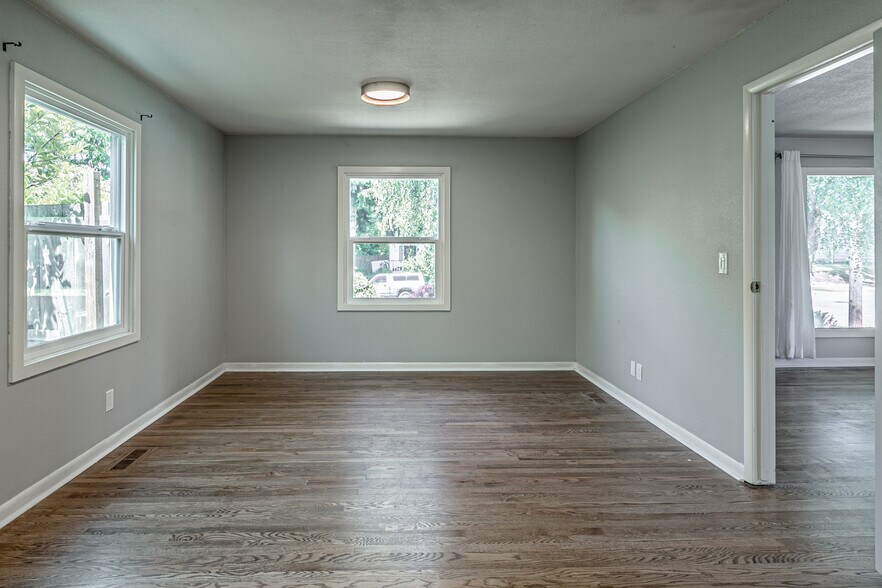 Building Photo - 4502 N 30th St