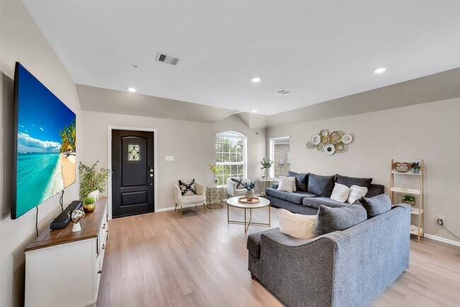 Building Photo - 21306 Blue Tuna Dr