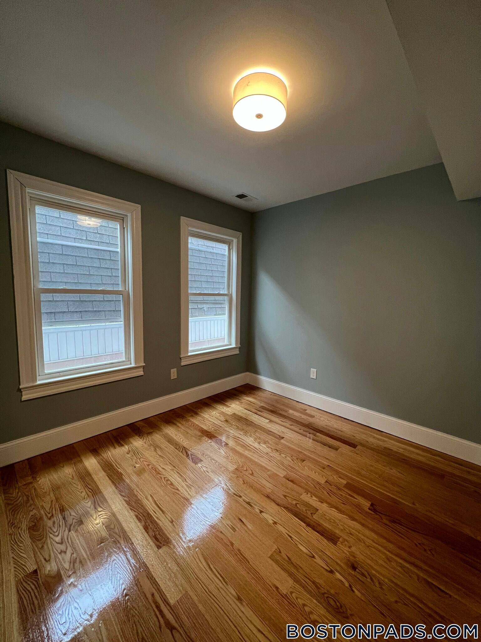 Building Photo - 73 Pearl St