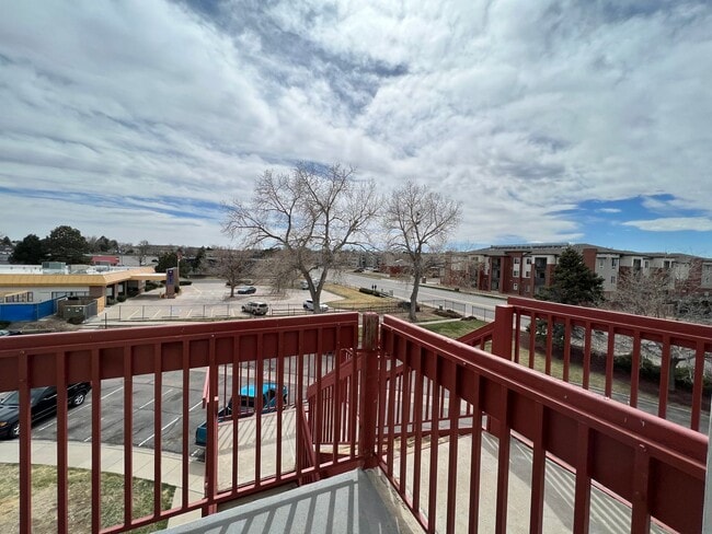Building Photo - 2 Bed Apartment in the Sable Cove Condomin...
