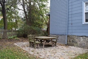 Building Photo - 9 Neponset Ct