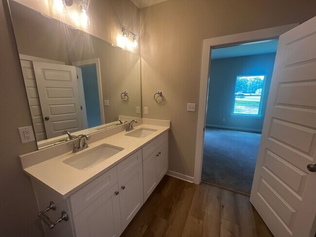 Building Photo - Home for Rent in Bay Minette, AL!! Availab...