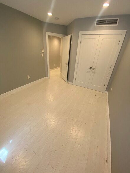 Building Photo - 471 Massachusetts Ave